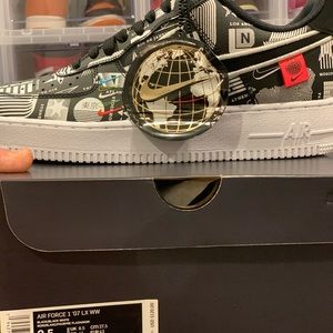 Ds Air Force 1 worldwide